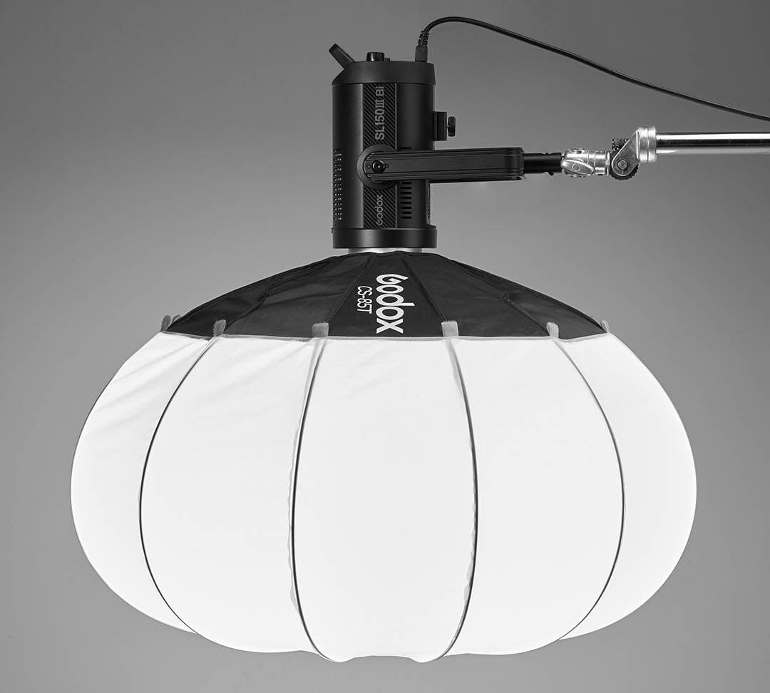 The Godox CS-T Series lanterns produce 270-Degree lighting