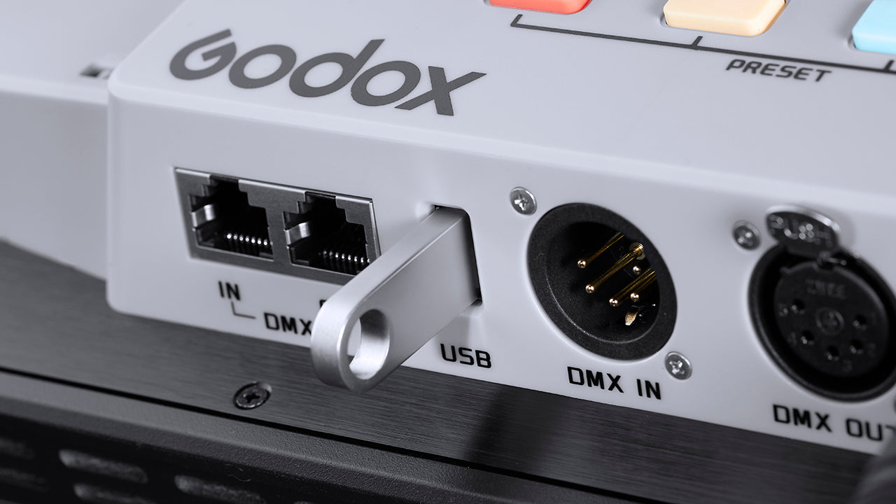 The Godox LD75R supports firmware updates via USB flash drive