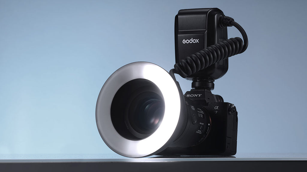 Godox MF-R76S+'#s Dual Flash Tube Design, allowing you to control both haves either in unison, or independently of one another