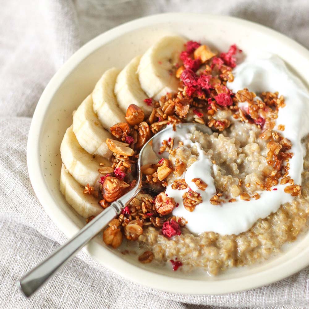 Creamy Coconut and Cashew Quinoa Porridge