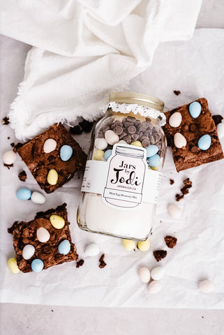 Jars by Jodi Mini Egg Brownies mix in a mason jar