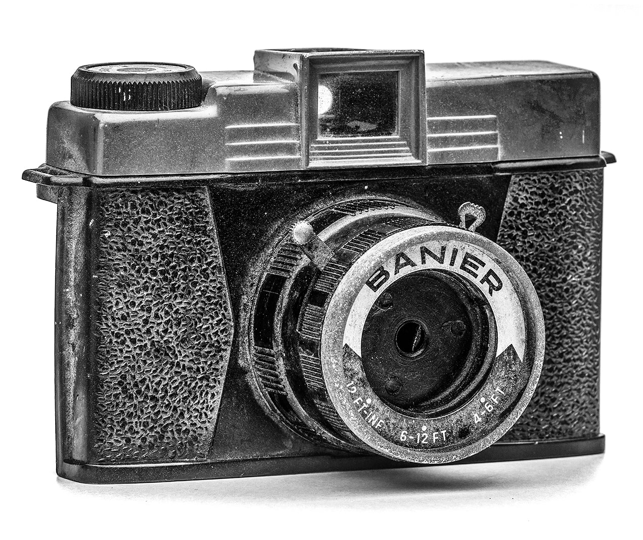 My first camera 2.jpg__PID:aede8043-2e15-4b06-93b0-17af0e6de7a1