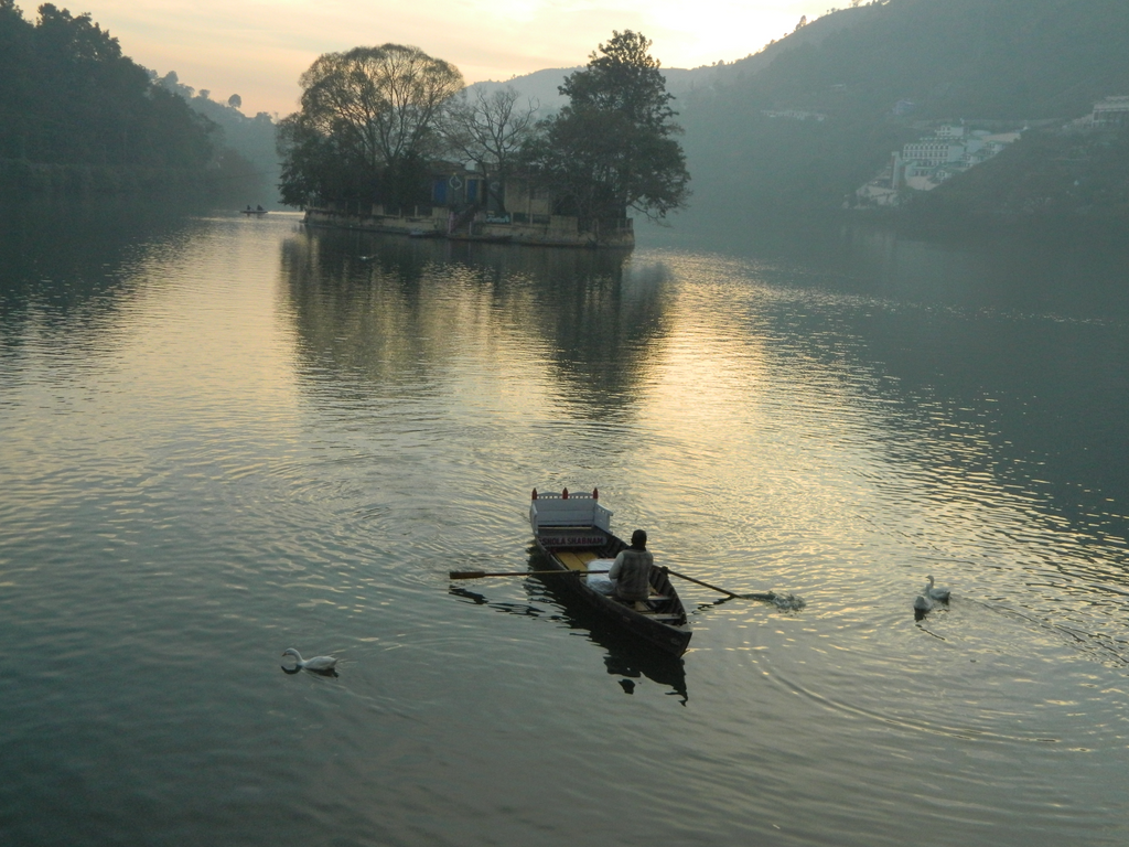Bhimtal Lake, Bhimtal