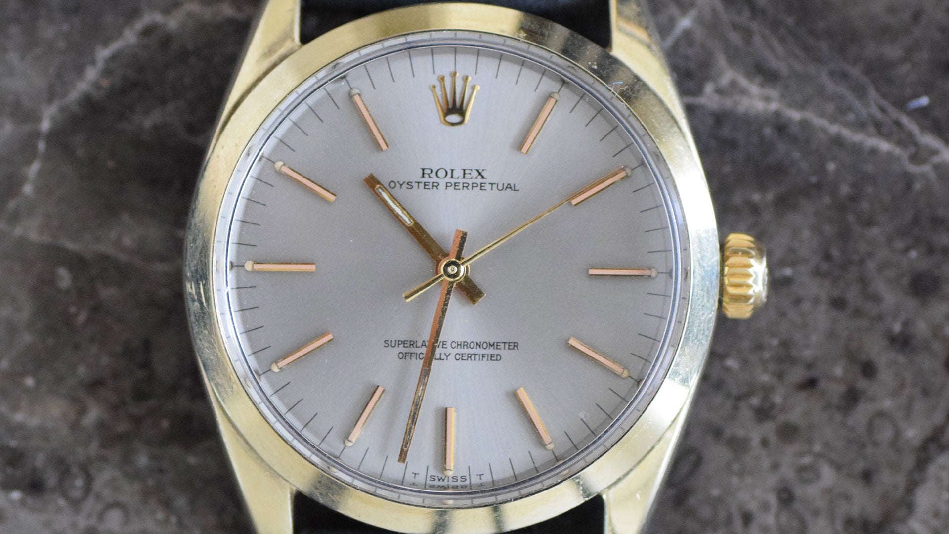 Rolex watch Ref. 1024 dial enlarged