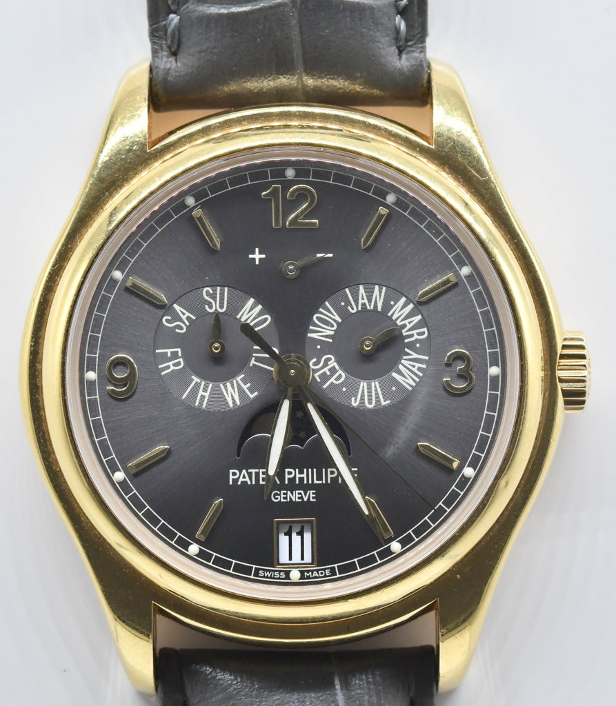 Patek Philippe Manual Calendar Moon Ref.5146J-010 Gold: K18YG