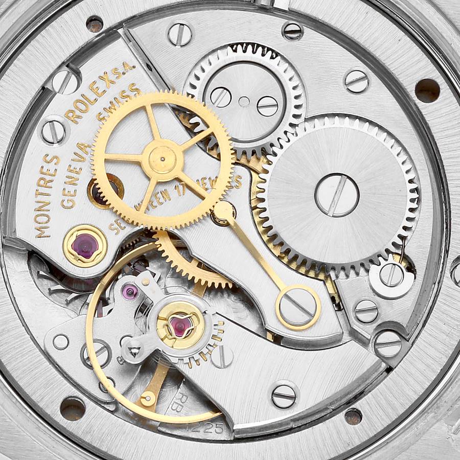 The movement Cal.1225 used in the Oyster Date Precision