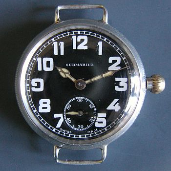 Submarine watch front