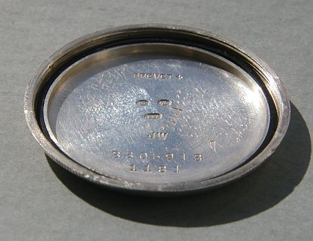 Submarine watch back engraving