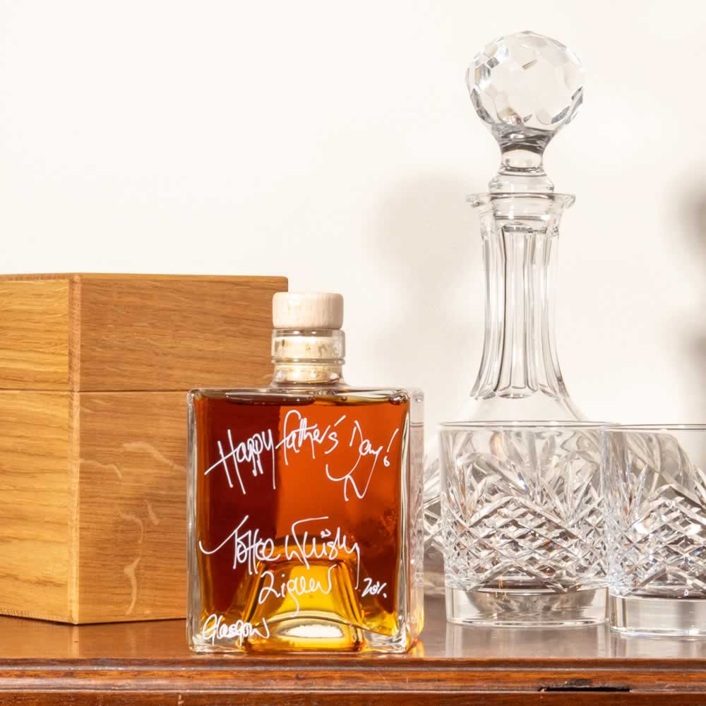 Toffee Whisky Liqueur with a handmade Oak Gift Box