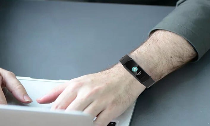 How to connect smart bracelet to android and ios phone