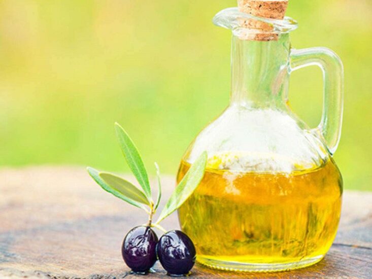 Is Olive Oil Effective For Dry Hair?