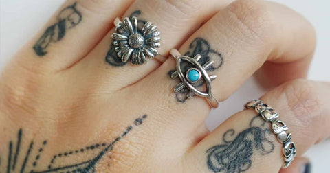 What is a Toi Et Moi Ring? & What Do They Mean? | Medley Jewellery