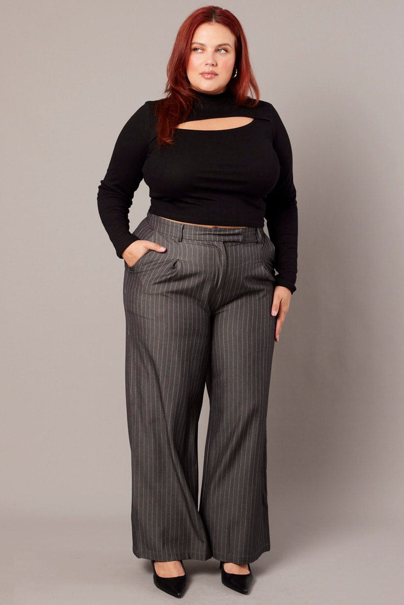 PLUS SIZE High-Waist Crinkled Wide Leg Pants with Pockets – Movint New York