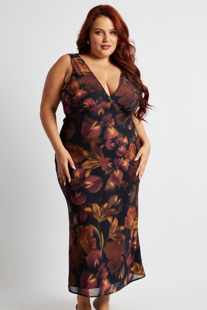 The Cutest Plus Size Mesh and Floral Midi Dress for Fall - Fro Plus Fashion