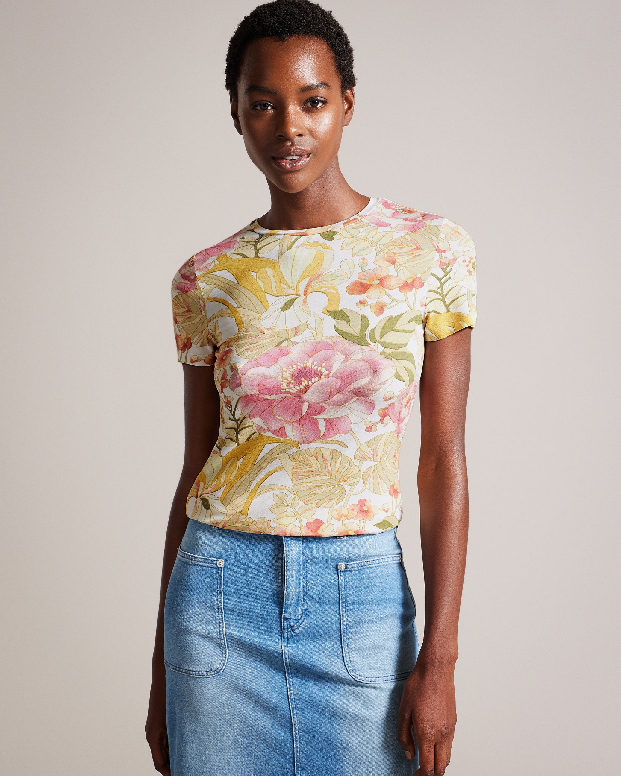 Shop Women's Tops & T-Shirts Outlet Online in Dubai & UAE – Ted