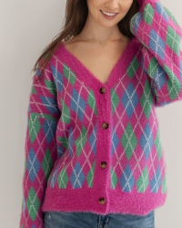 This Fuzzy Argyle Oversize Cardigan features a long puff sleeve, drop shoulder, and a button-down front.