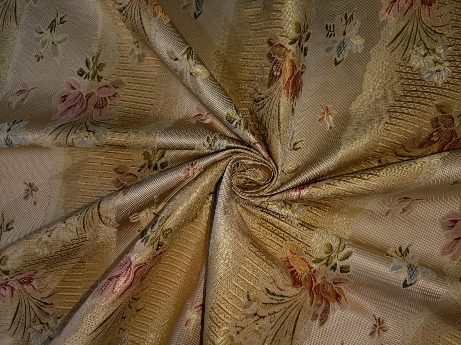 Silk Taffeta –