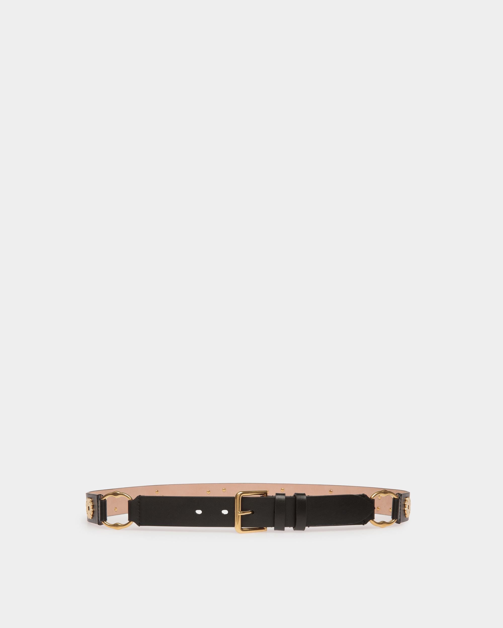 Arkle 85 cm | Ceinture pour femme en cuir noir | Bally | Still Life Devant