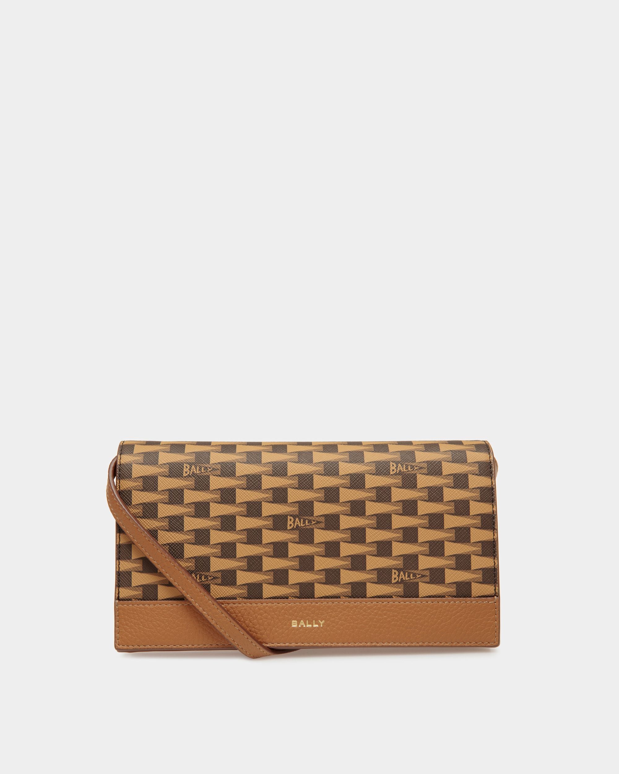 Portefeuille continental Pennant | Porte-cartes pour femme | TPU couleur sable | Bally | Still Life Devant