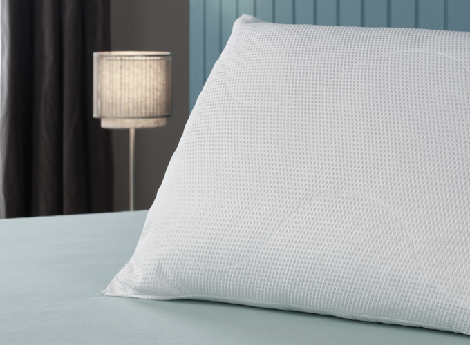 Anti-Allergy Pillow Pair Image 2