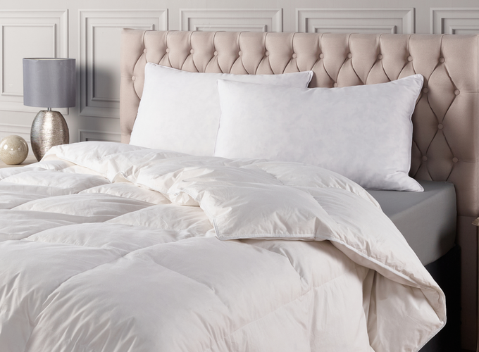 Luxury Goose Feather & Down 13.5 Tog Duvet Image 3