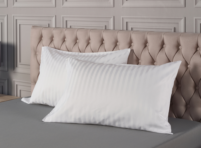 Hatfield House Wife Style Pillowcase Pair Image 1