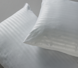 5-Star Luxury Hotel Pillow Pair Image 3