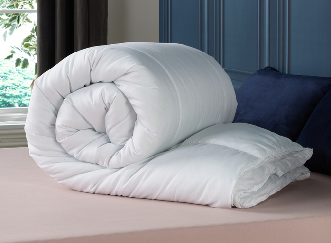 Superbounce 13.5 Tog Duvet Image 3