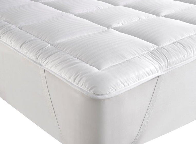 Downland Hotel Quality Mattress Topper Image 2