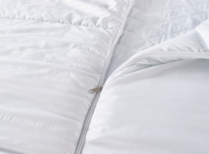 Downland Zip and Link 10.5 Tog Duvet Image 5