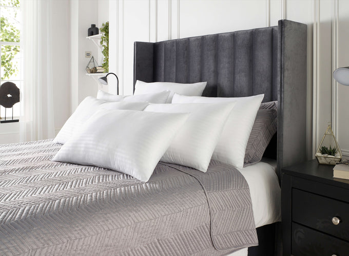 Downland Hotel Quality Microfibre Stripe Pillow 700g Image 3