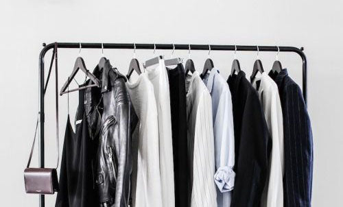 dressing capsule wardrobe