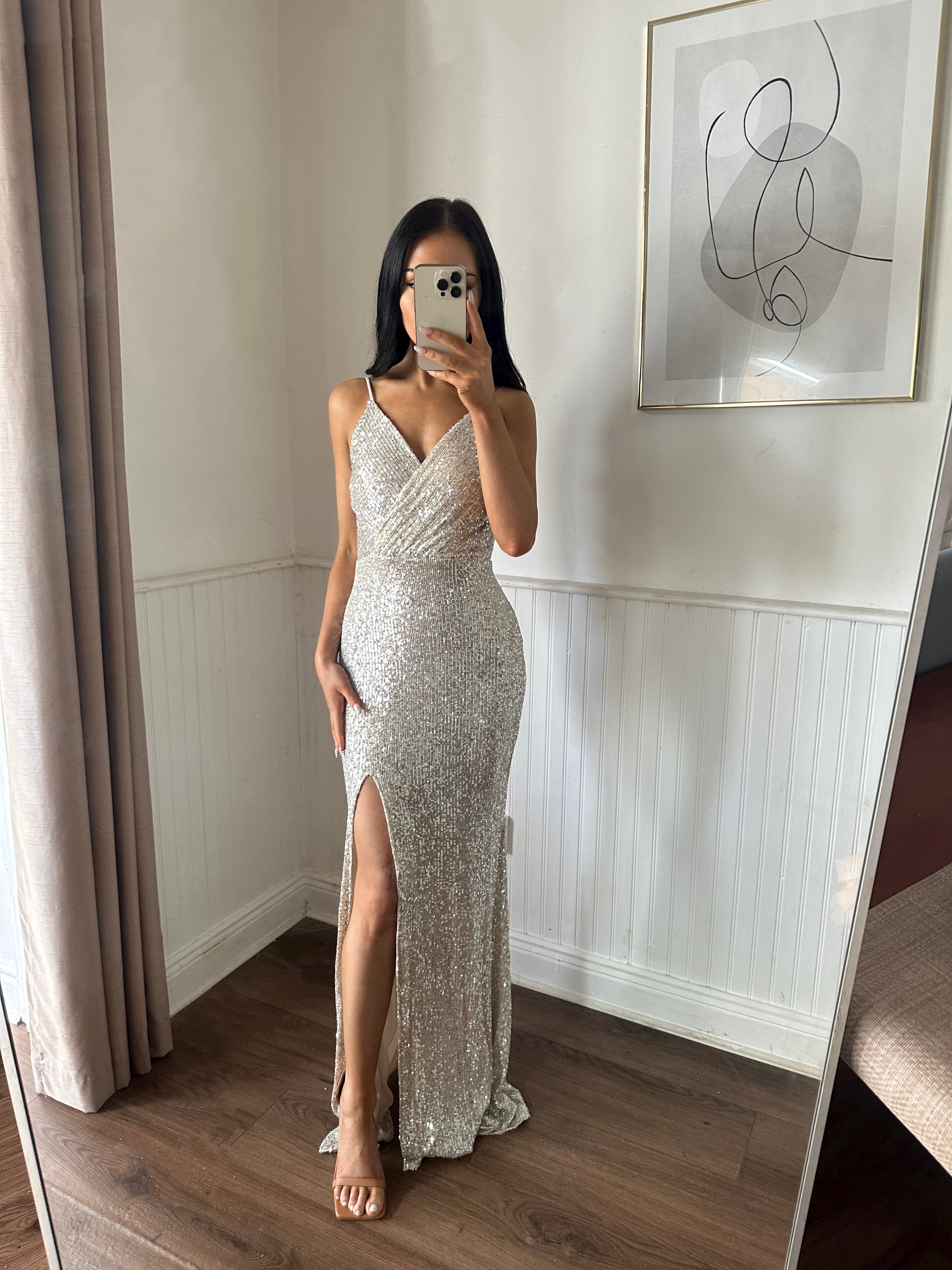 Kristi Silver Sequin Dress – Catwalk Connection