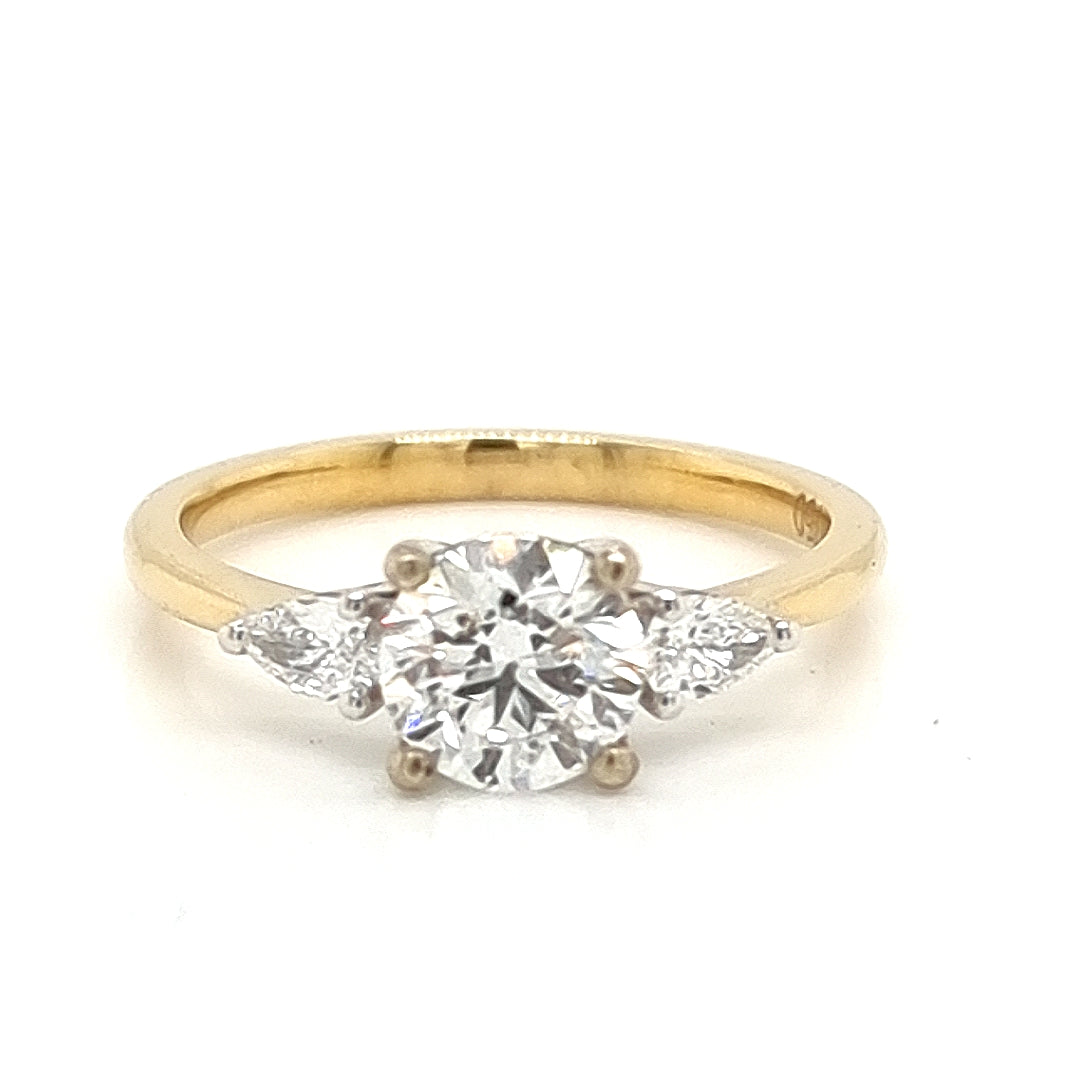 18ct y/g Engagement Ring 1.02ct Centre Lab Grown Diamond With 2 X Pear ...