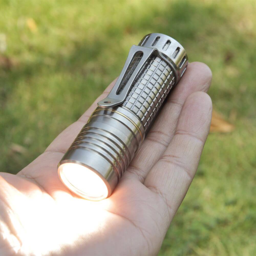 Maeerxu MT3 18350 Titanium Flashlight – flashlightgo