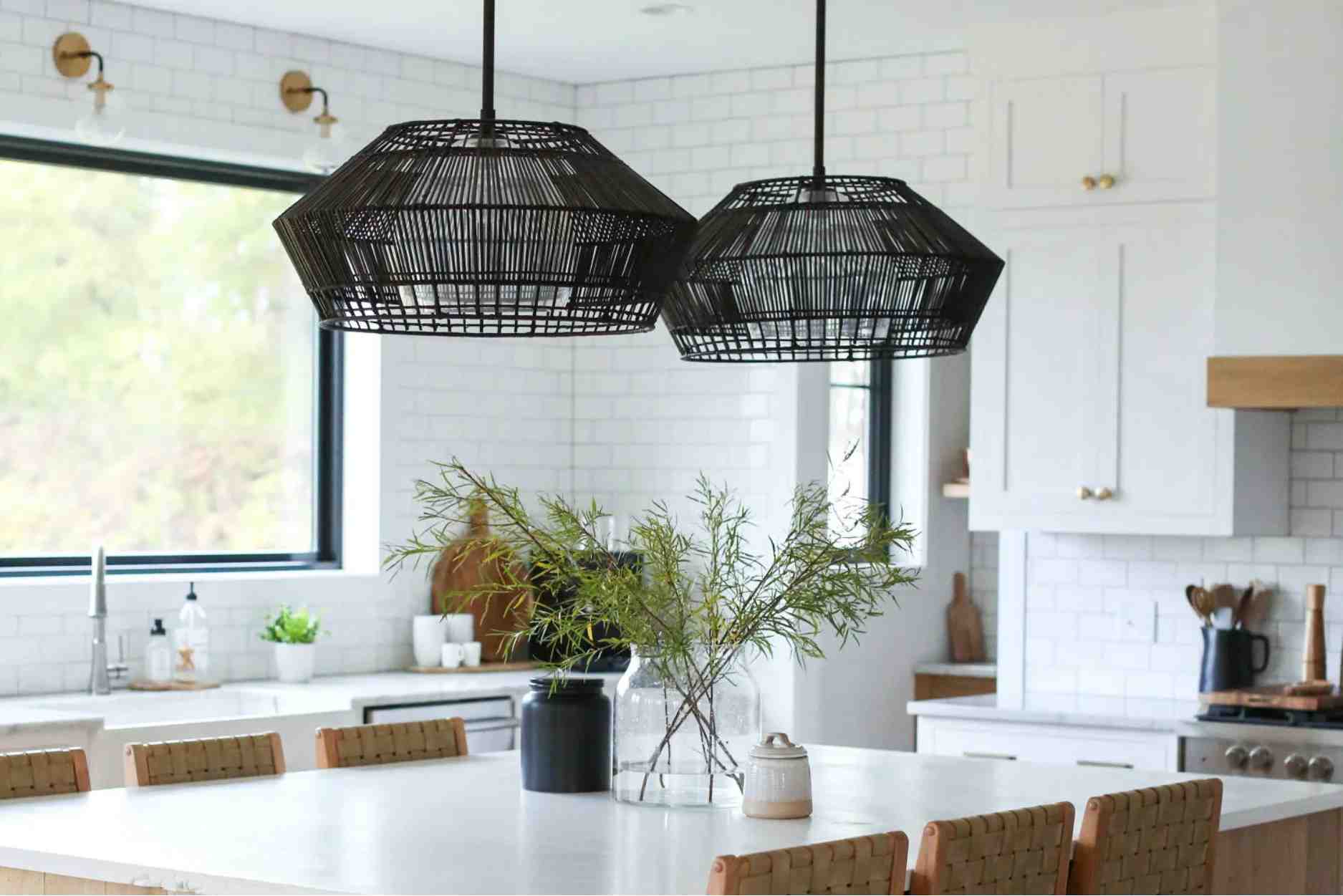 pendant light size affects room spaciousness