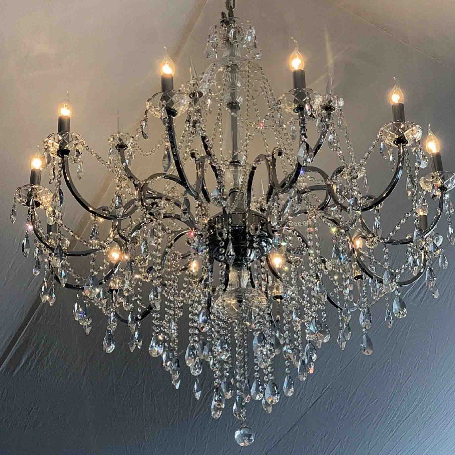 this chandelier design stands the test of time capturing widespread popularity