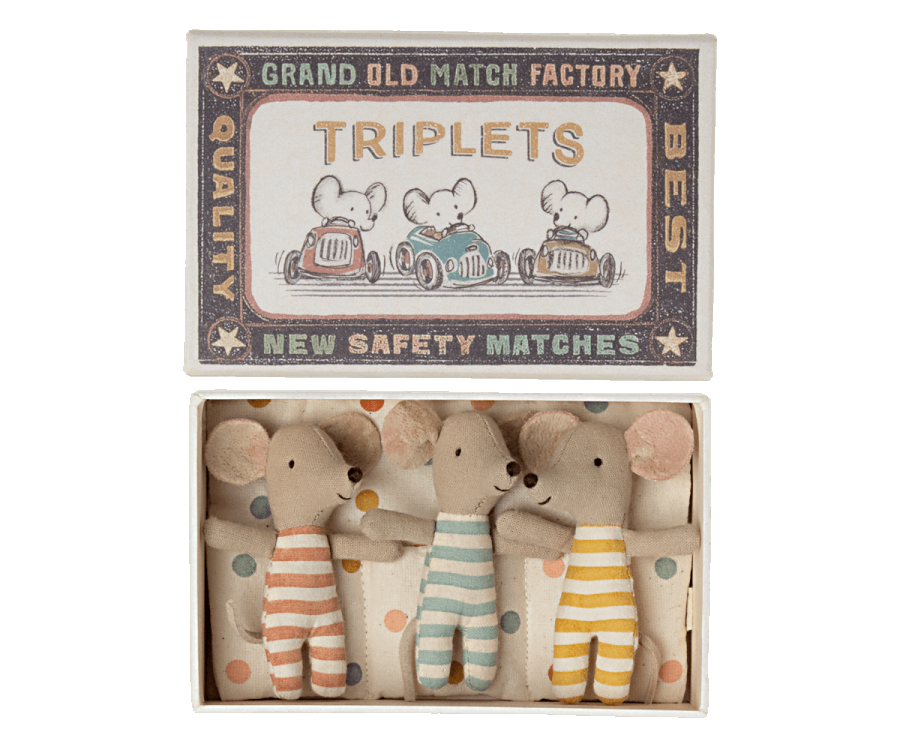 Matchbox Mouse Medium Outfit  Blue Striped Pajamas & Sleeping