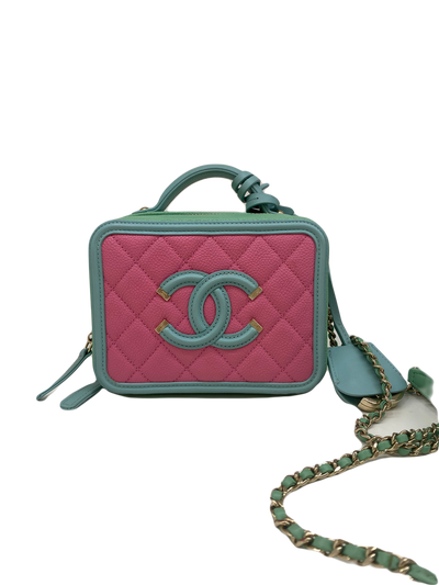 Chanel CC Filigree Vanity Case Handbag Iridescent Green Leather Small -  Allu USA