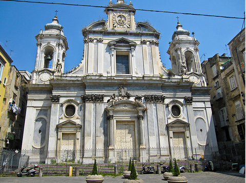 Facciata della Chiesa dei Girolamini Via Tribunali Napoli