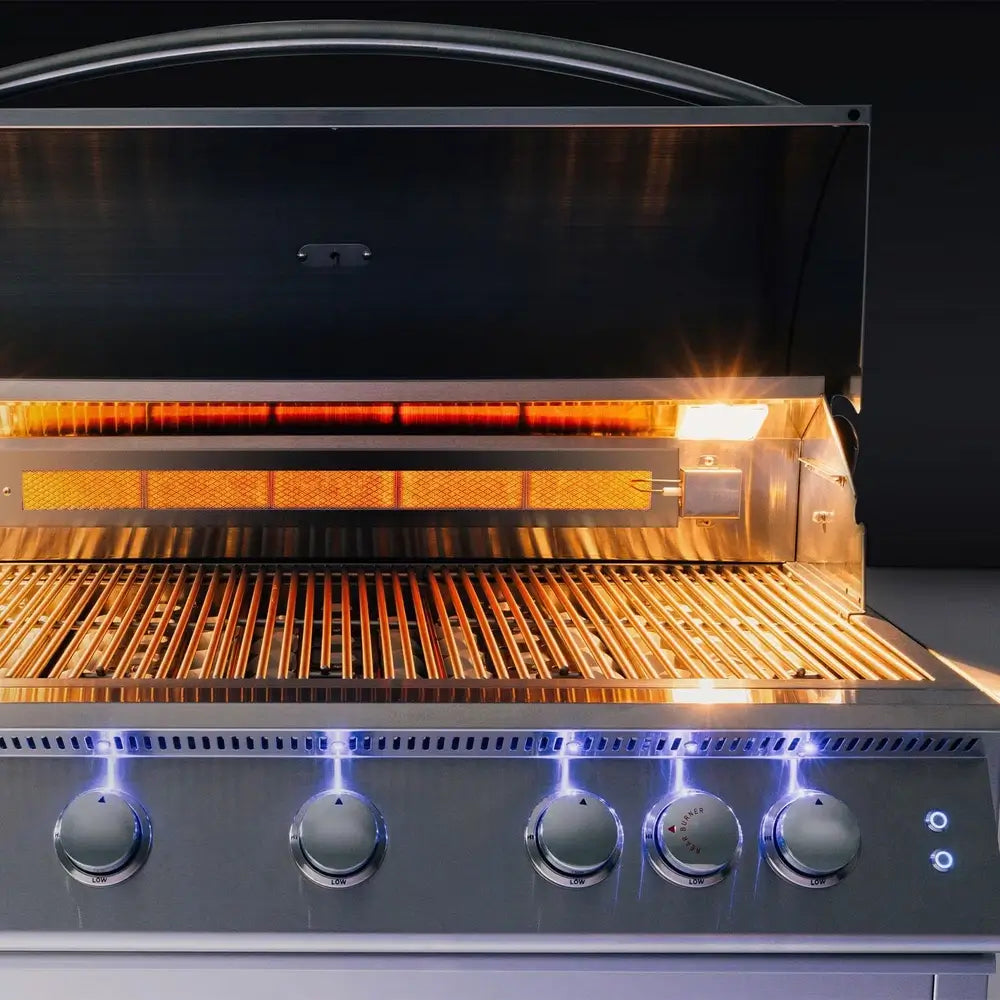 Summerset Sizzler Pro 32-Inch built-in gas grill in 443 stainless steel with cast stainless grates and LED knob lighting