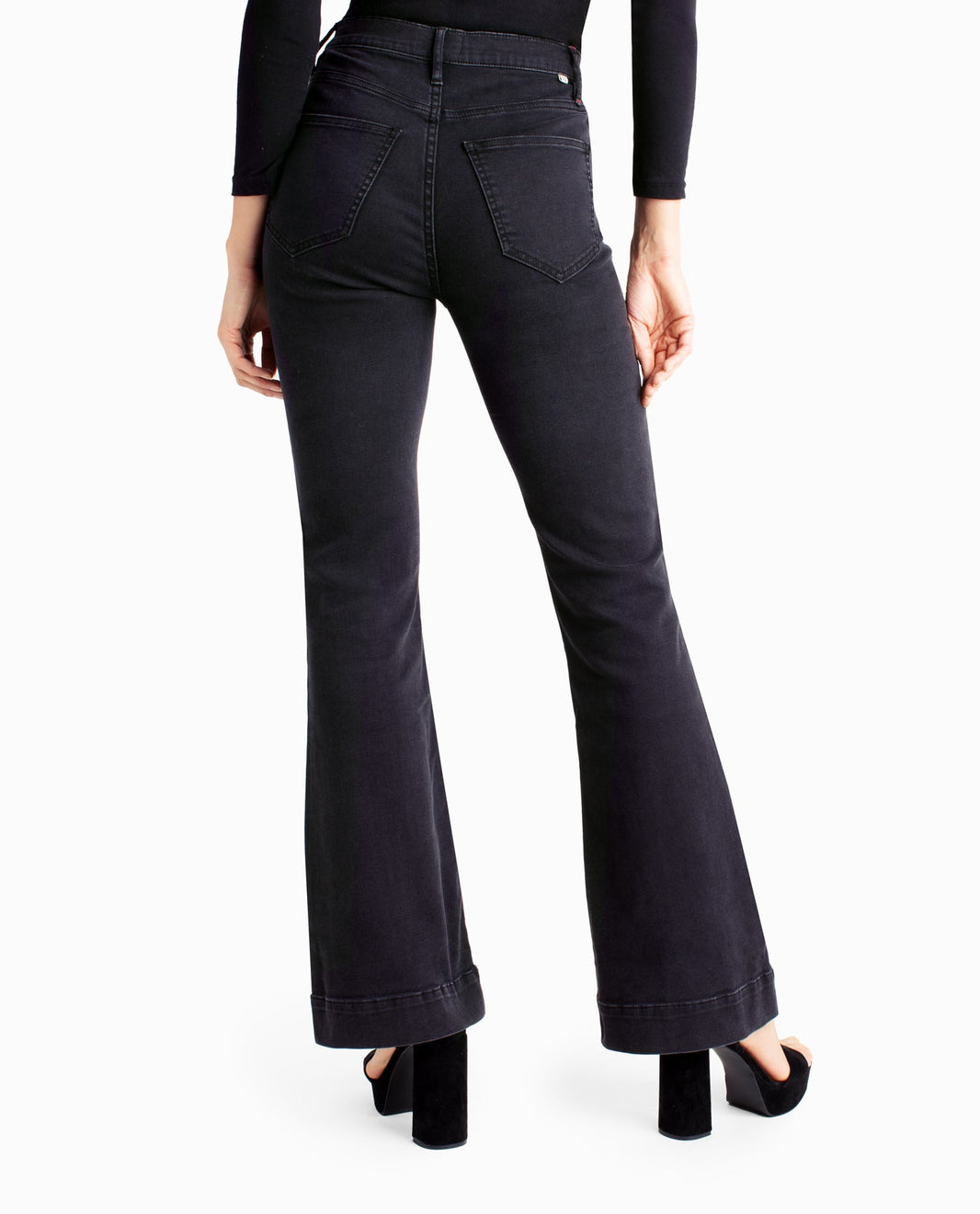 Women's Designer Jeans | Nicole Miller