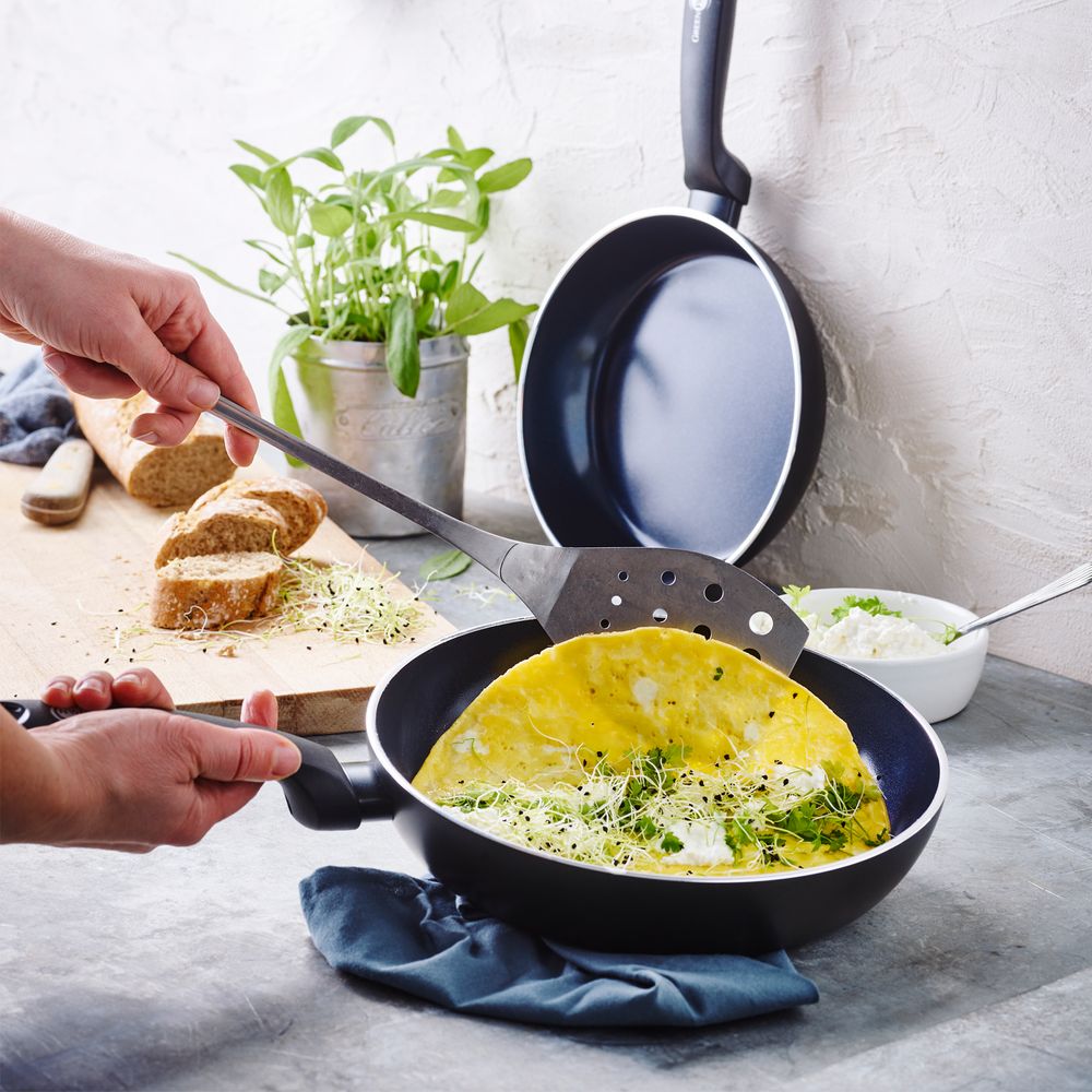 Royal Frying Pan 2 Pieces, Bronze - GreenPan @ RoyalDesign