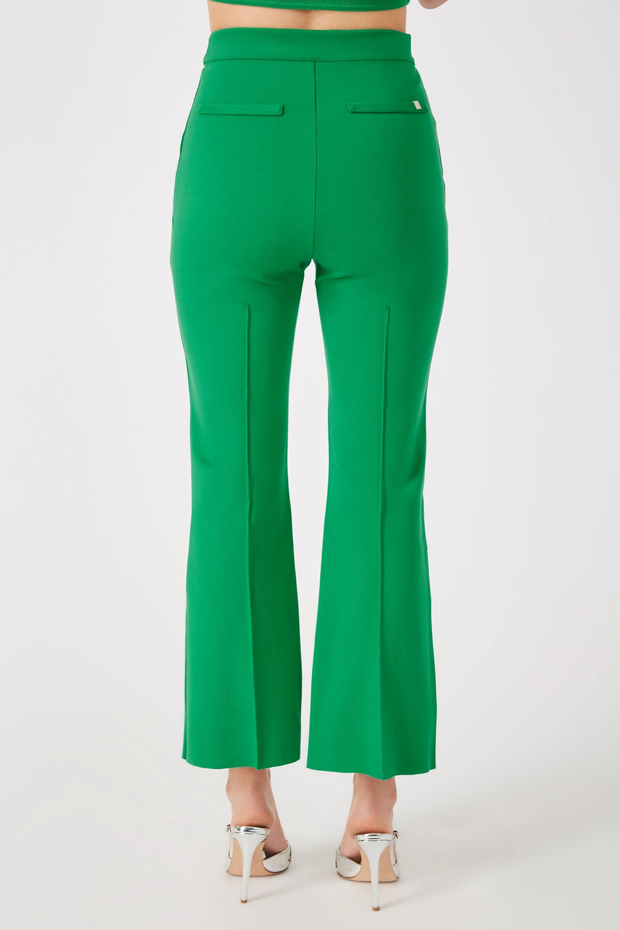 THE PORTERFIELD CROP PINTUCK FLARE PANTS KELLY GREEN – greyven