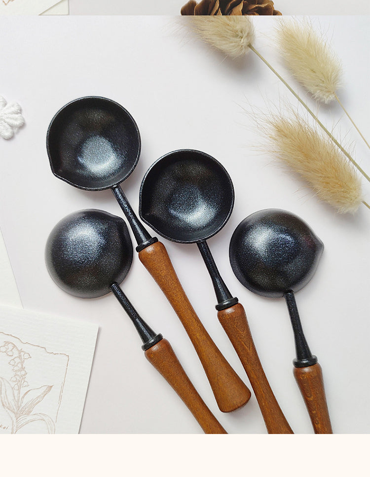 5Non-Stick Melting Spoon2