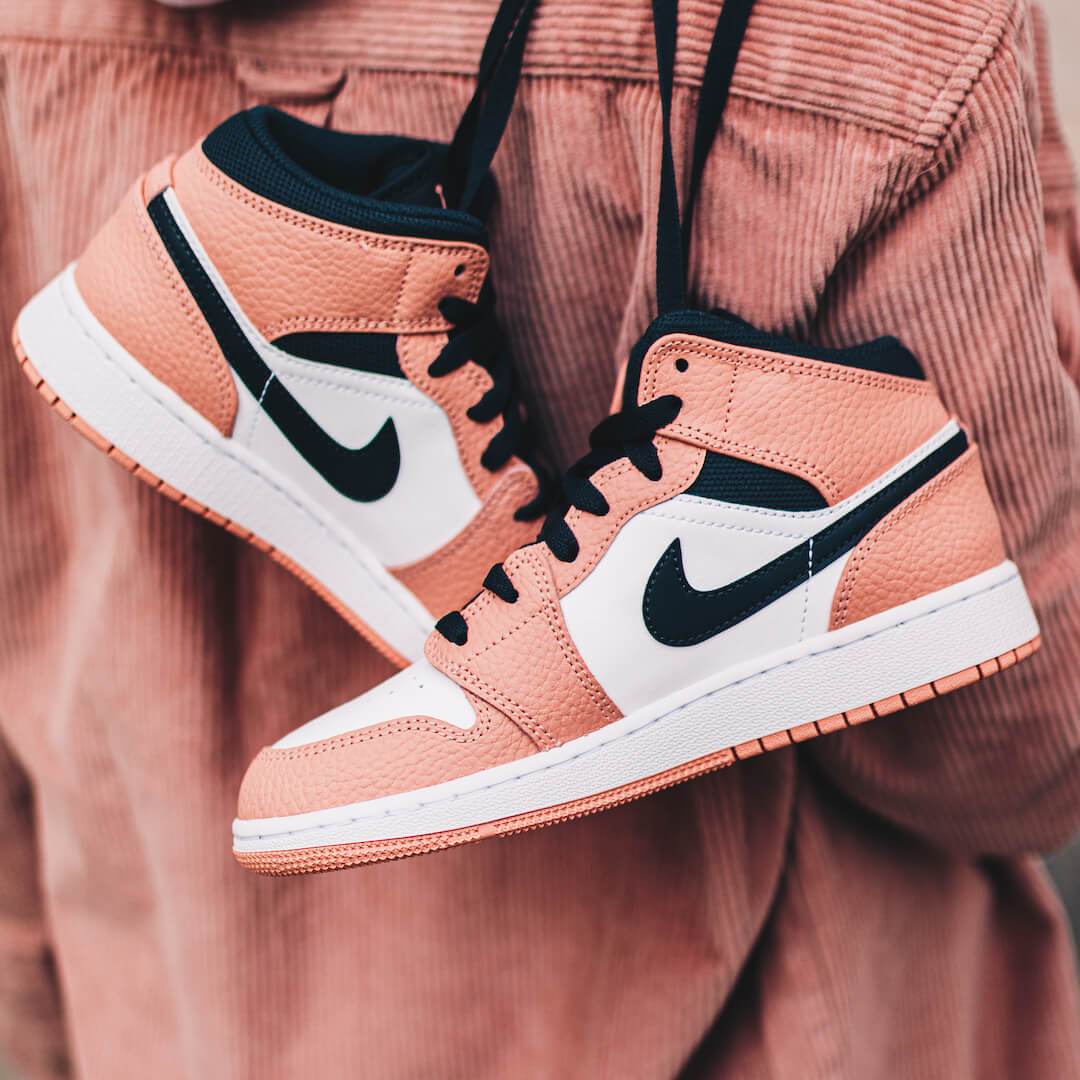 jordan 1 mid pink quart