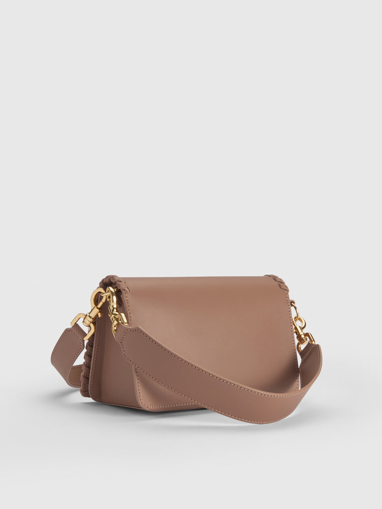 Assisi Hazelnut Stich Leather Shoulder Bag | ATP Atelier | Official Site