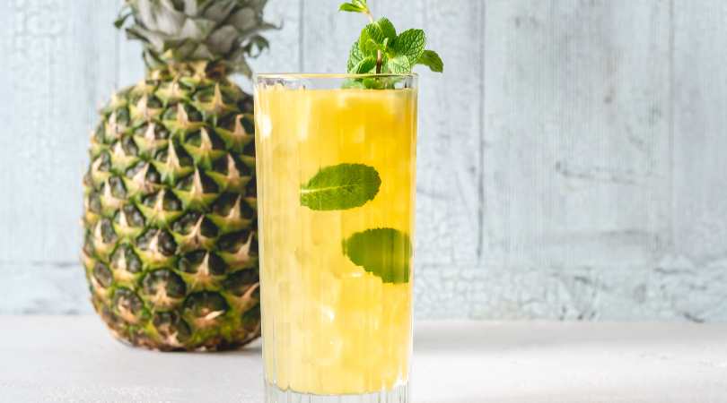 Grilled Pineapple Mojito