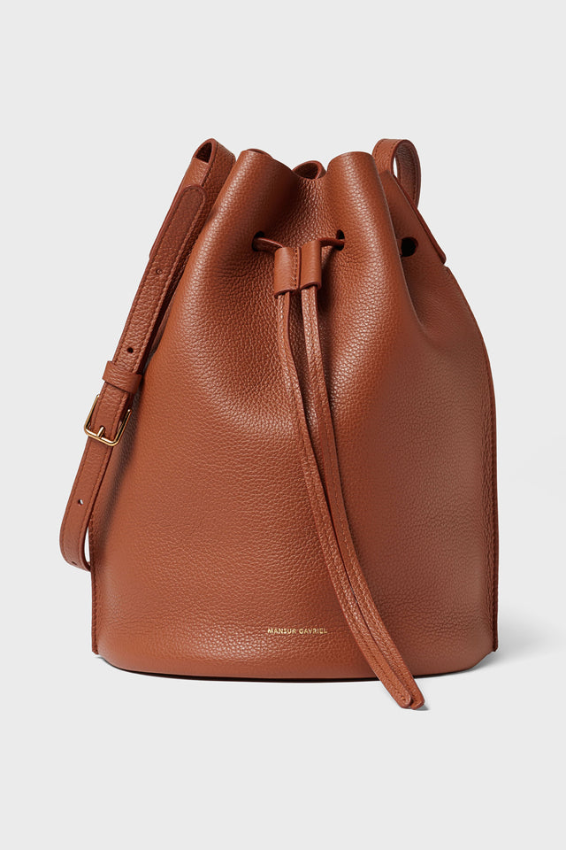 Review: Mansur Gavriel Mini Bucket Bag Camello/Dolly