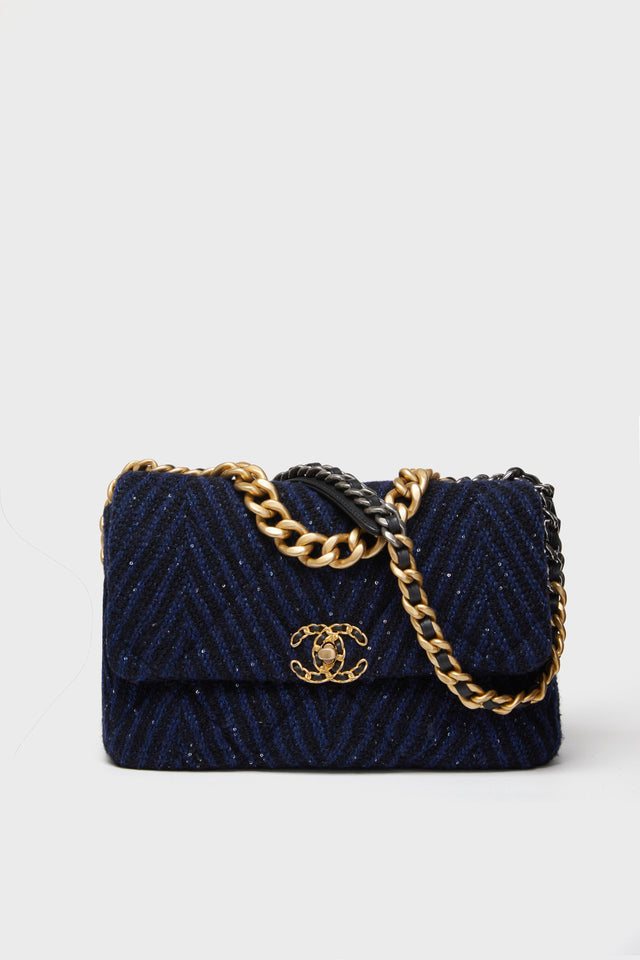 CHANEL 19 Maxi Tweed Navy Blue Flap Bag